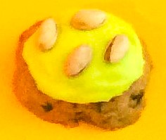 SUNNY KRUNCH WITH PISTACHIOS